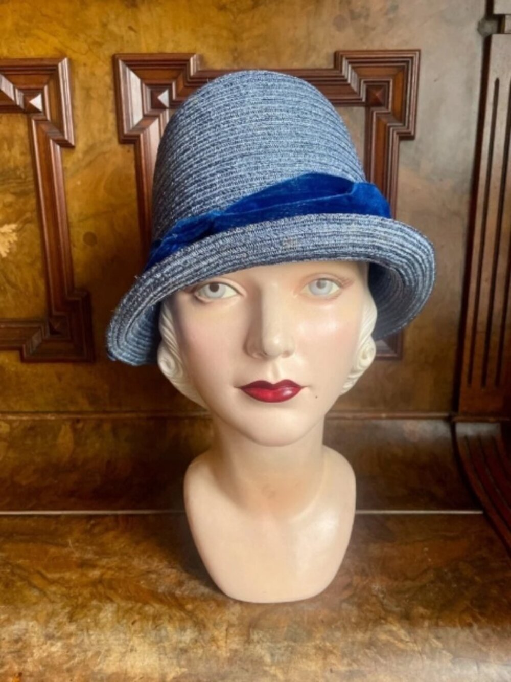 1920s Blue Cloche Hat Velvet Ribbon Art Deco Flapper Style Vintage Hat